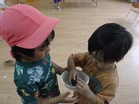 キュウリちくちくだね！