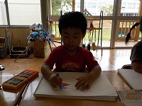 お絵描きもじっくりと