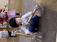 マツケンサンバを踊る子ども