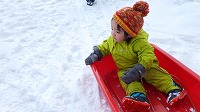 そり遊び