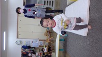 ボールを持って走る子ども