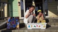 お母さんと女の子の笑顔