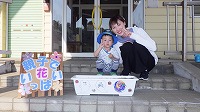 お母さんと男の子の笑顔