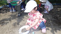 お砂でケーキつくろう