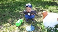 虫取りする男の子４