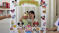 女の子とお母さんの笑顔