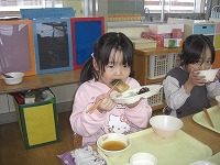 給食女の子３