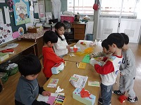 製作をしています