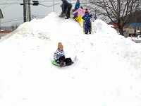 雪遊び３