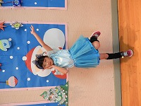 ドレスを着た子ども