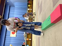 親子ゲーム　積み木渡り