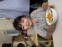 オリジナルアイスができてうれしい子ども