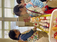 お店屋さんごっこ