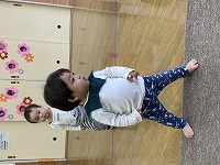 どうぶつたいそうを踊る子ども