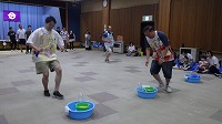 保護者ゲーム　水くみリレー